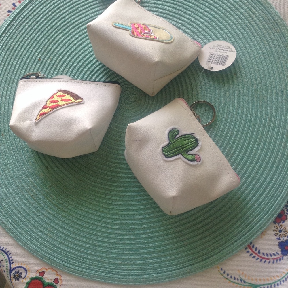Embroidered patch coin keychains🌵🍕🍡 NWT🎉HP🎉 - Picture 3 of 5
